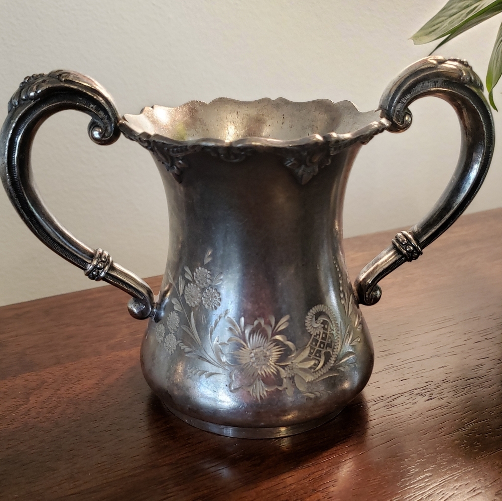 Vintage Floral Engraved 4 Piece Set - Picture 13 of 16